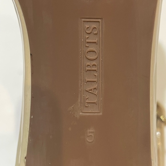 TALBOTS NUDE LEATHER PATENT SANDALS SZ 5 EUC - Picture 13 of 13